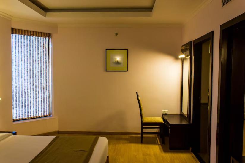 The Quilon Beach Hotel And Convention Center Kollam Kültér fotó