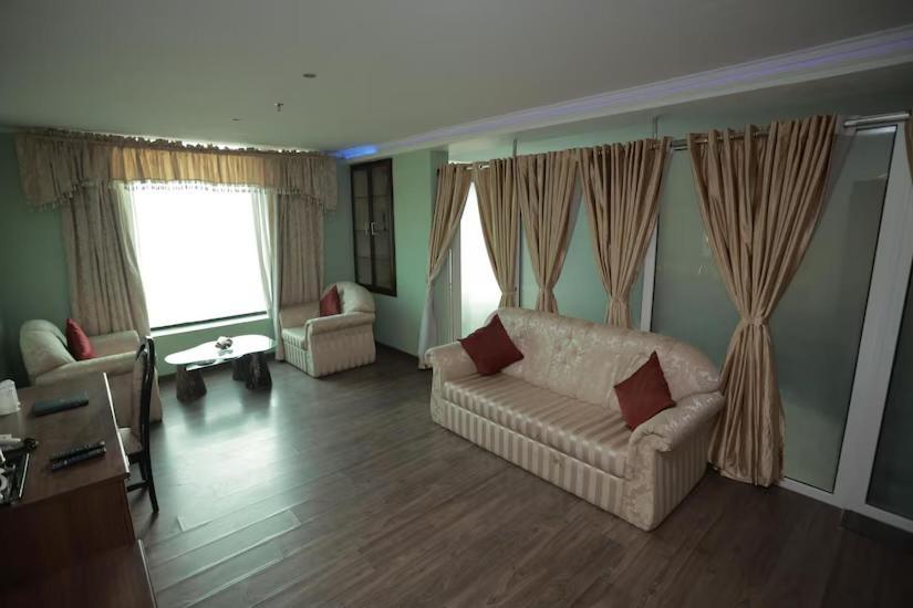 The Quilon Beach Hotel And Convention Center Kollam Kültér fotó