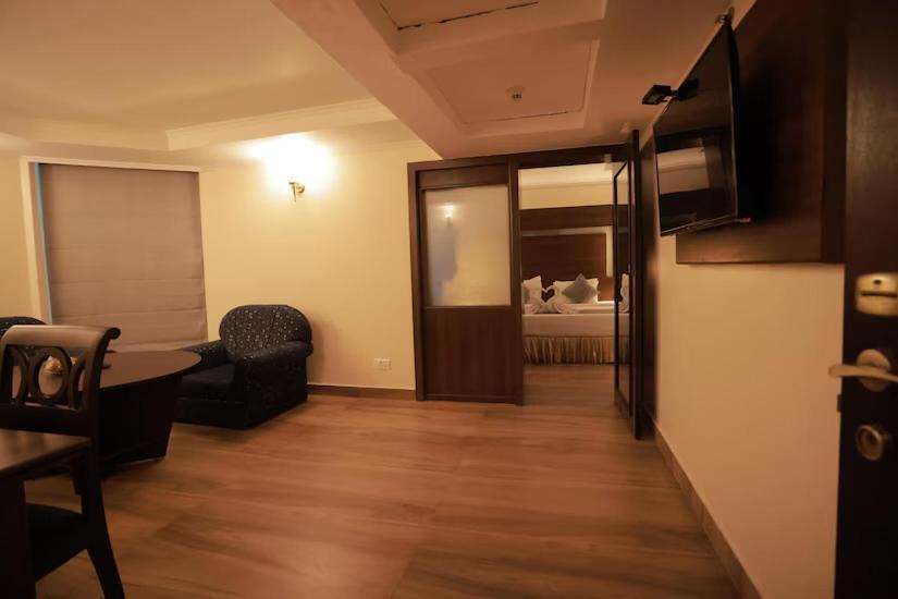 The Quilon Beach Hotel And Convention Center Kollam Kültér fotó