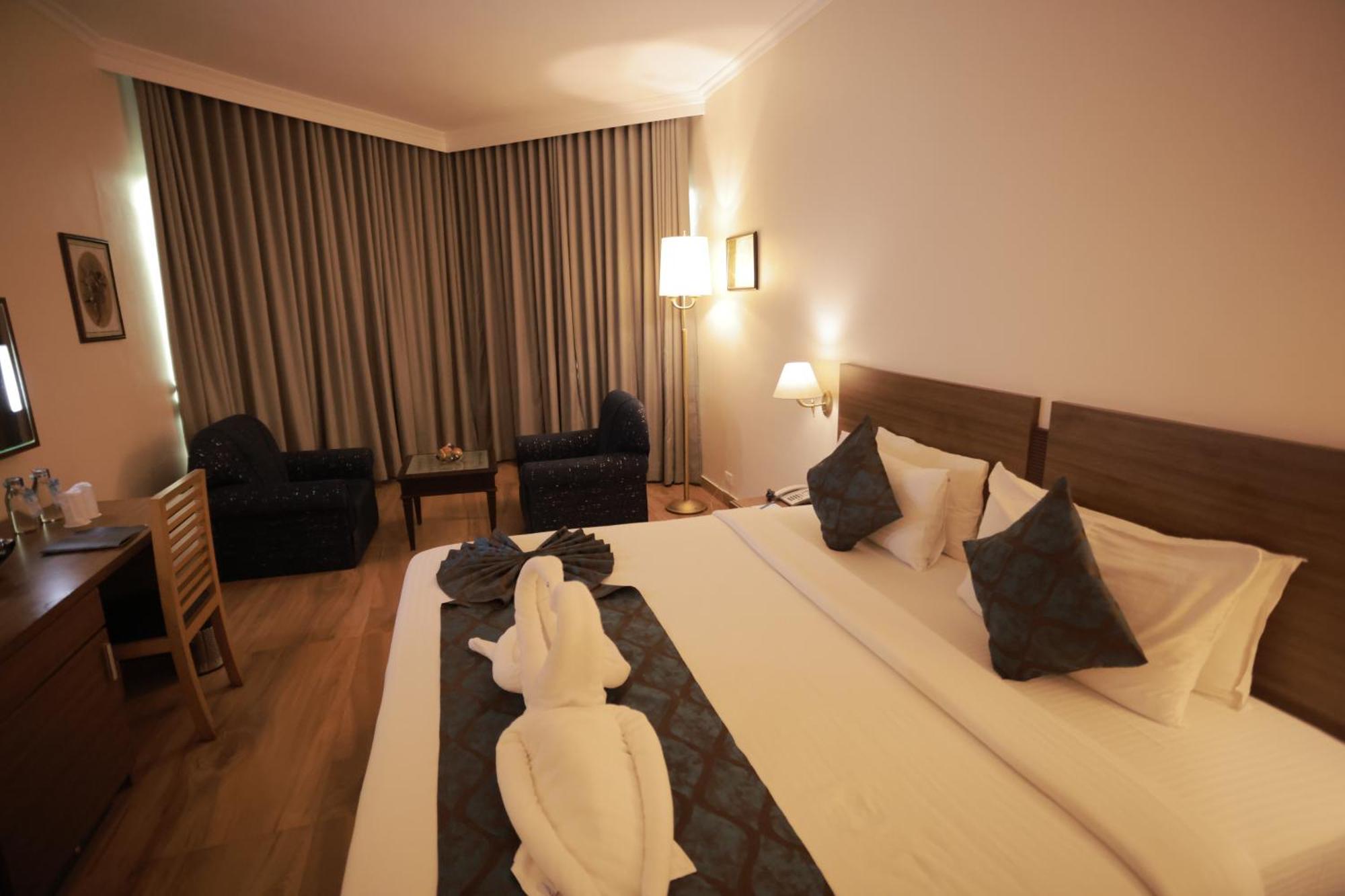 The Quilon Beach Hotel And Convention Center Kollam Kültér fotó